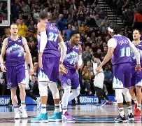 九游体育官方网站-包含关键时刻NBA季后赛传出新动向，犹他爵士迎来里程碑，管理层表态：震撼外界，资深球员宣示担当的词条
