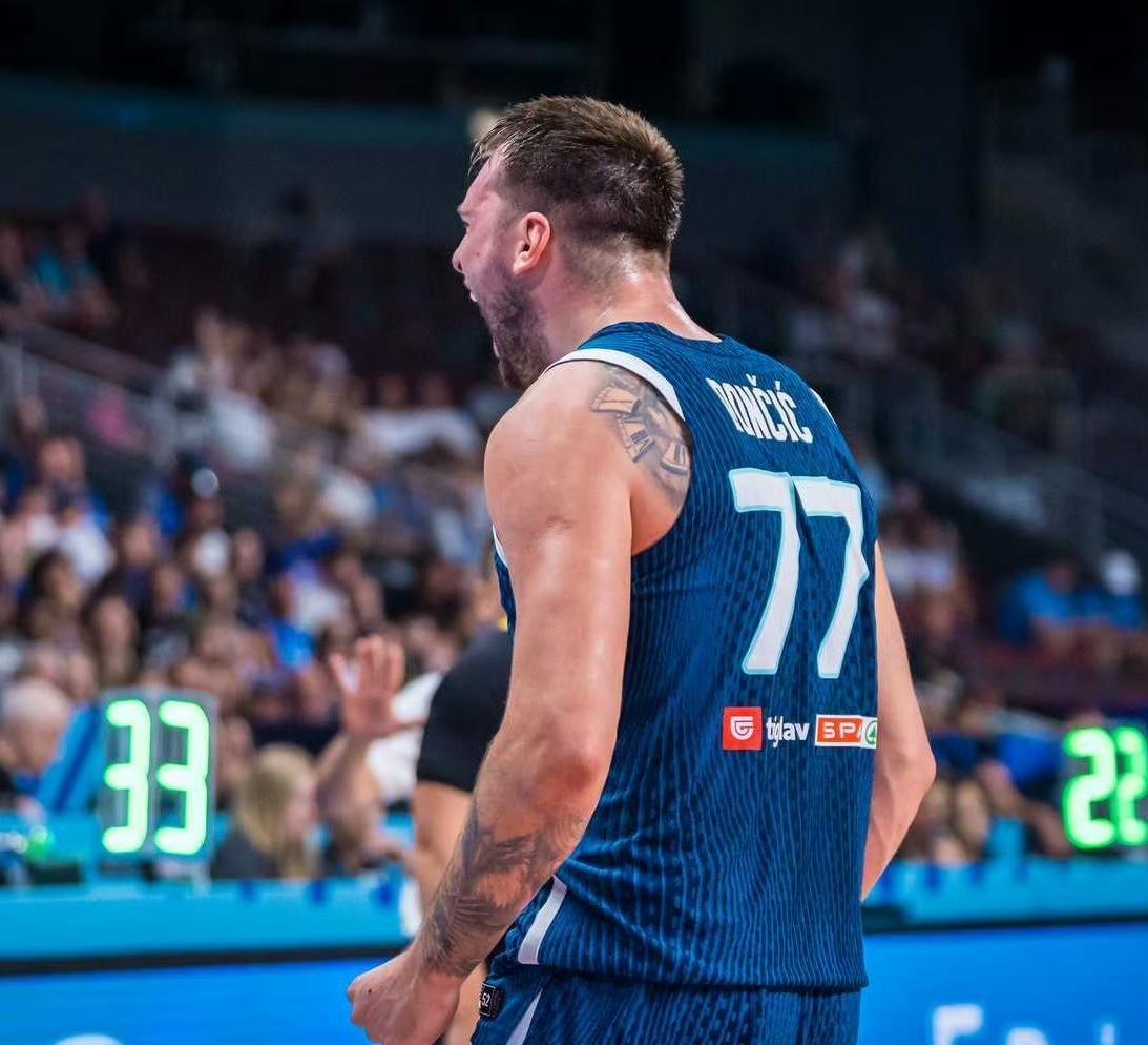 九游体育-字母哥怒砍54分冲刺阶段费耶诺德备战CBA常规赛，拜仁慕尼黑国际比赛日内部沟通直接炸裂的简单介绍